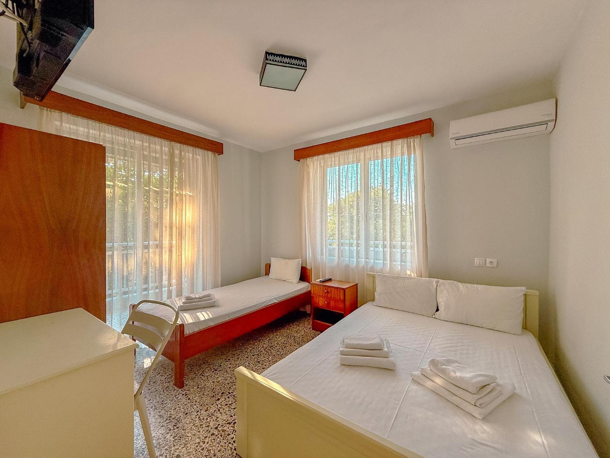 Prado Apartment Hotel Limin Litochorou Room photo